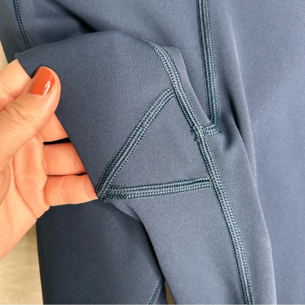 Lululemon Speed Up Crop *21